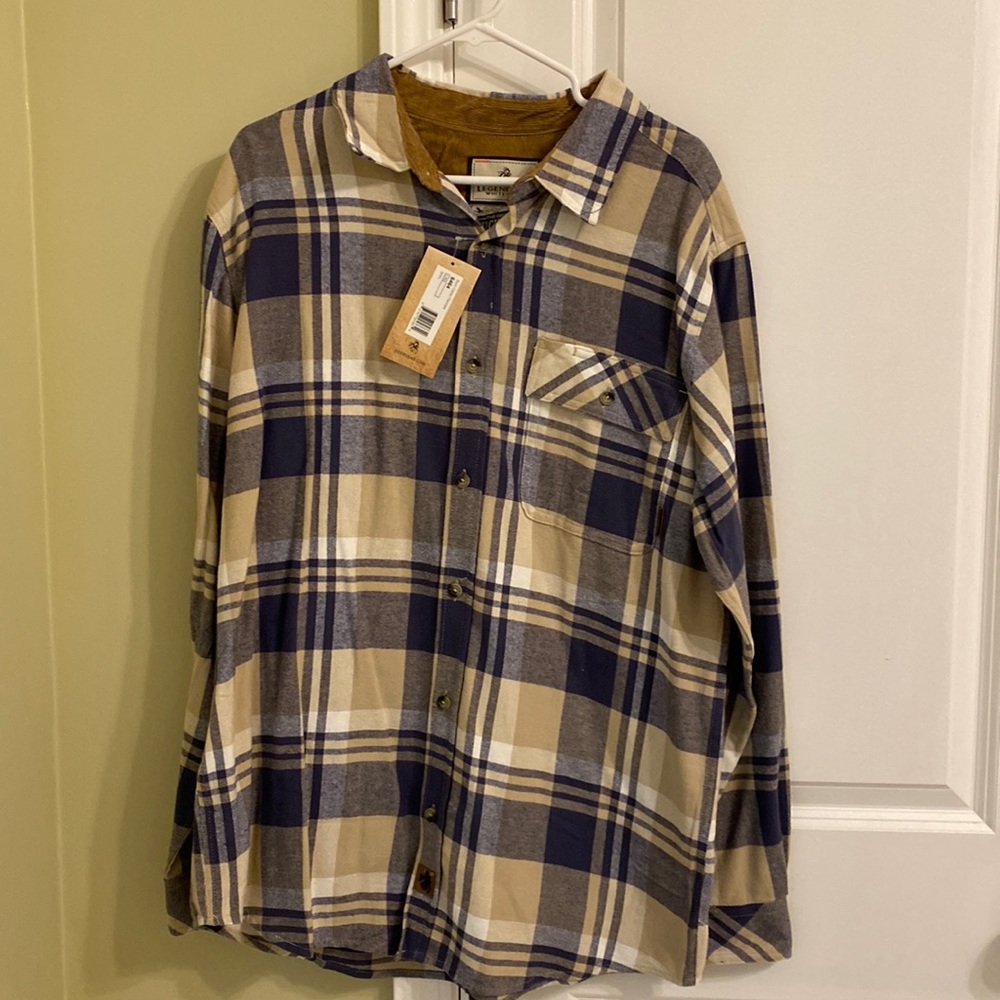 Legendary Whitetails Shirt Large Beige Plaid Long Sleeve Button Down Flannel